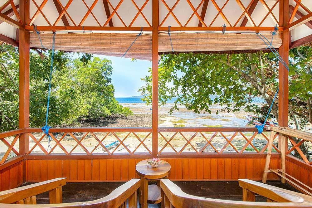 Raja Laut Dive Resort Bunaken Exterior photo