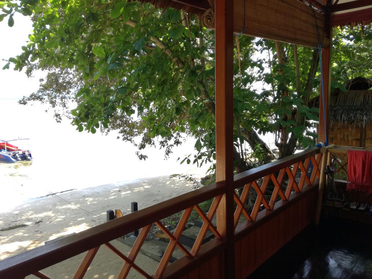 Raja Laut Dive Resort Bunaken Room photo